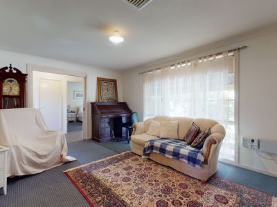 64 Birch Avenue, Dubbo