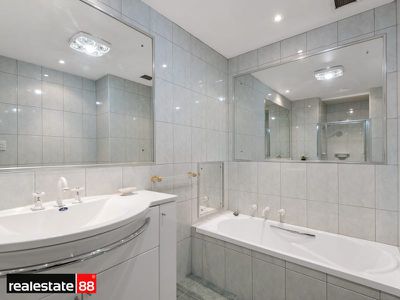 2B / 70 Terrace Road, East Perth