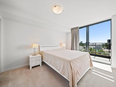 180 / 369 Hay Street, Perth