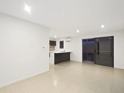 2 / 104 Torquay Road, Scarness