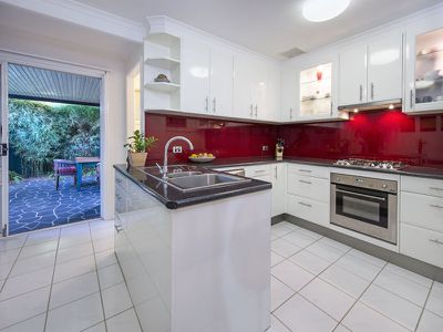 9 / 18 Magellan Road, Springwood