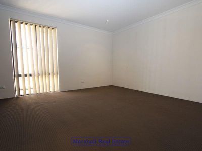 4 Strowan Pass, Carramar