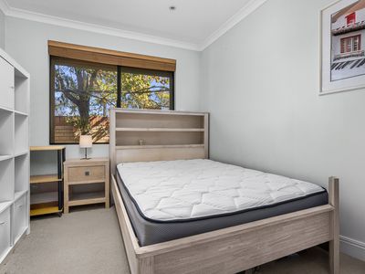 35 Bramley Way, Bibra Lake