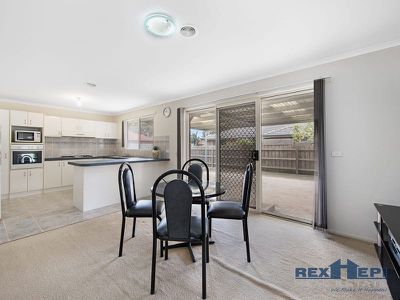 21 Karoonda Way, Hampton Park
