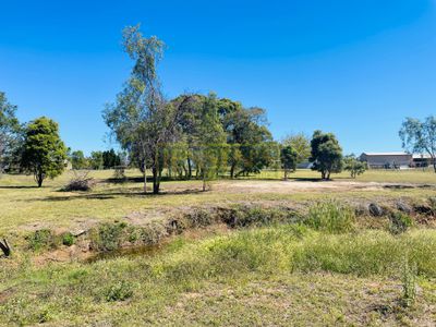 46 Old Dalrymple Road, Toll