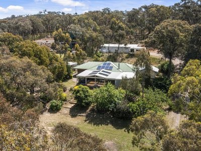 24 Pioneer St, Tallarook
