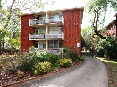 15 / 54 Meadow Crescent, Meadowbank