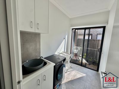 4 Springsure Street, Truganina