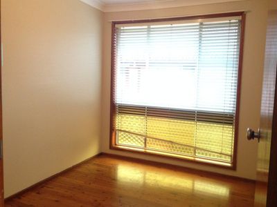 1 / 251 Shellharbour Road, Barrack Heights