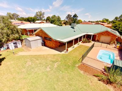67 Murrayfield Drive, Dubbo