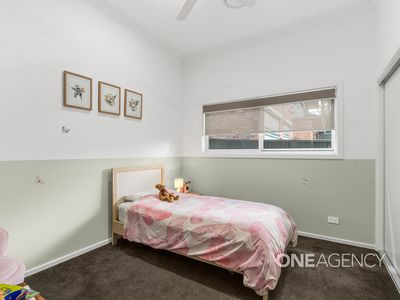 9a Mattes Way, Bomaderry