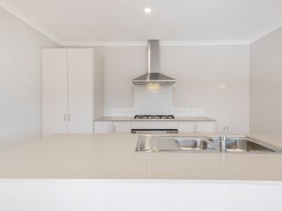 5 Cloudburst Avenue, Baldivis