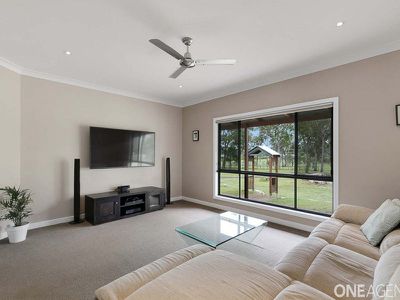 12 Oakes Drive, Burrum Heads