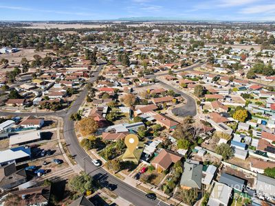 5 Forsyth Avenue, Horsham