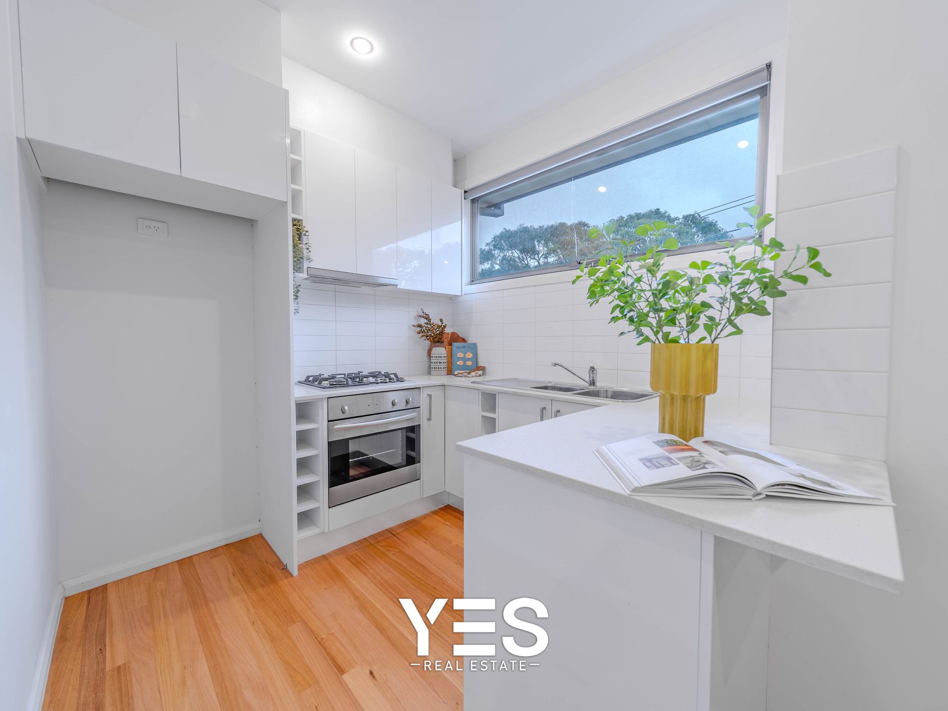 1 / 13 Rhodes Parade, Pascoe Vale