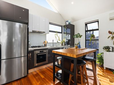 1A / 1 Teague Avenue, Brunswick West