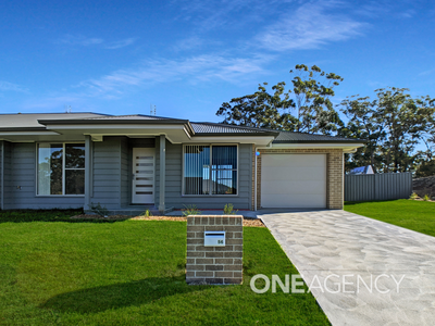 56 Lancing Avenue, Sussex Inlet