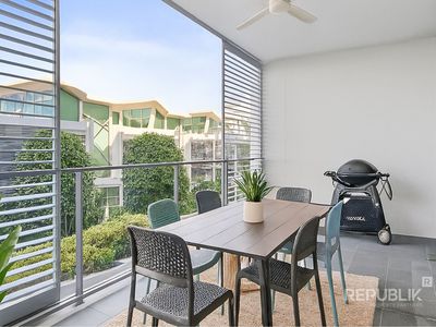 2205 / 2 Ephraim Island, Paradise Point
