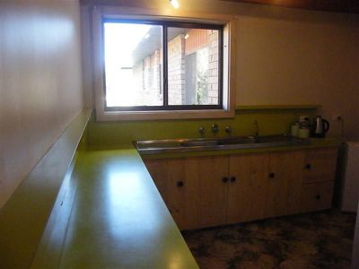 22 Forester St, Forbes