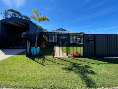 9 Limpus Street, Urangan