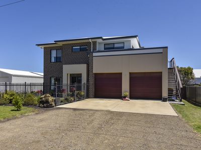 2 & 4 / 2 Ethel Street, Beachport