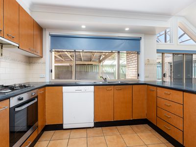 2 PARK LANE, Wodonga