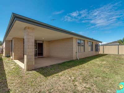 24 Blackwood Meander, Yanchep