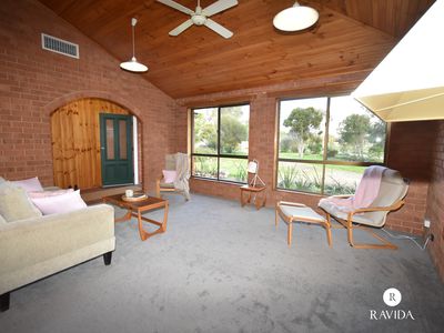 12 Church Street, Peechelba