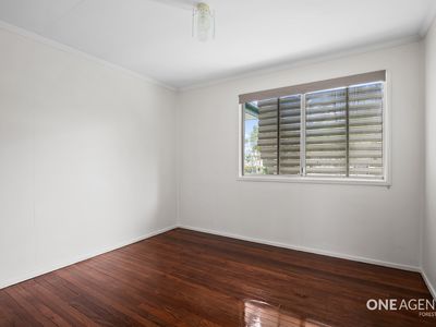 1 Willow Street, Woodridge