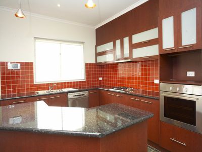 39 Bushlark Crescent, Truganina