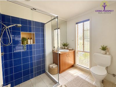 36 Messina Crescent, Point Cook
