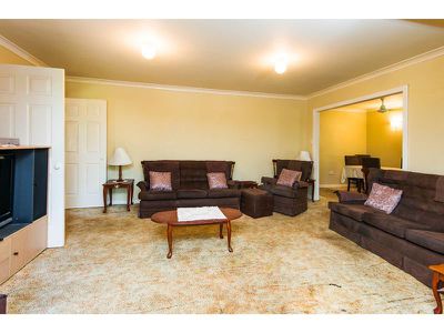 42 Chauvin Street, Robertson