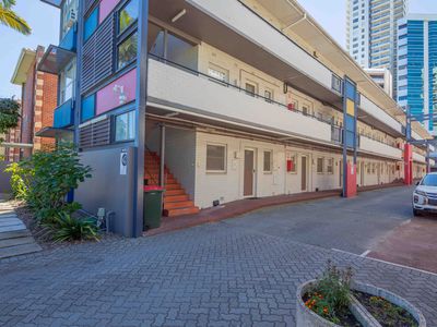 30 / 124 Terrace Road, Perth