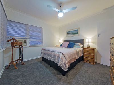 15 Major Street, Manly West