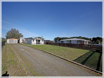 8 Hennsessy Street East, Foxton Beach