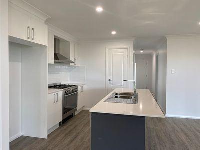 6 Bayou Avenue, Dubbo