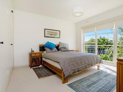 16 / 49A Kensington Road, South Yarra