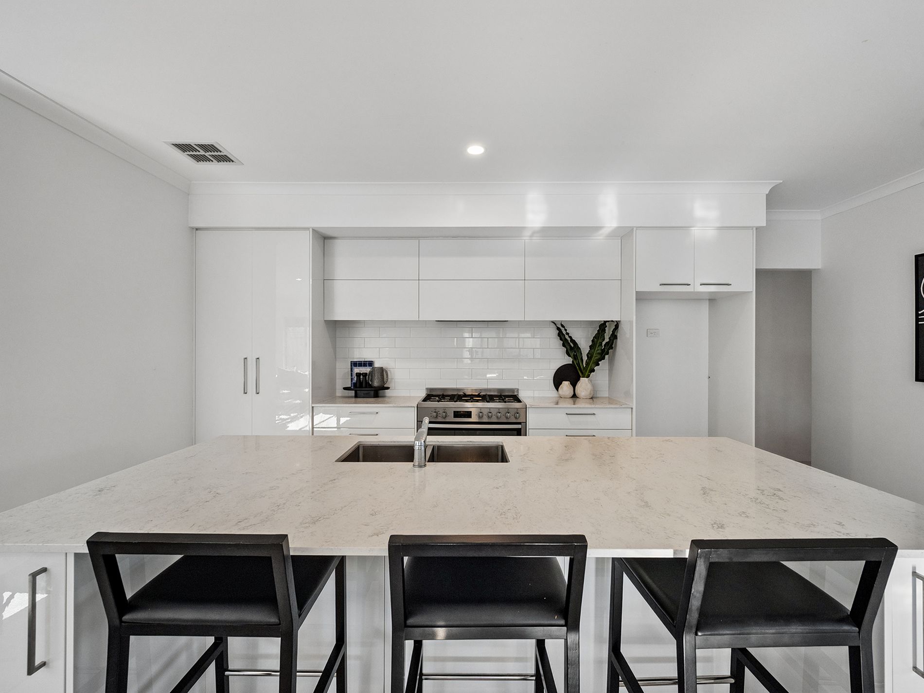 21 Claystone Loop, Piara Waters
