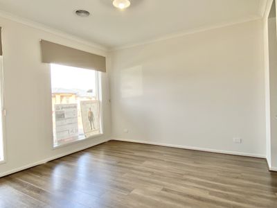 5 Crathes Street, Wyndham Vale