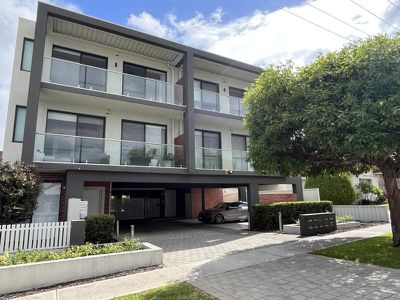 5/8 Gibney Avenue, Mount Hawthorn