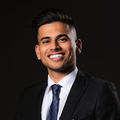 Vedant Agrawal, Selling Principal at Aurora Realty