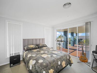 38 Sapphire Parade, Diamond Beach