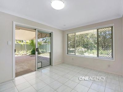 10 Wilpowell Street, Oxley