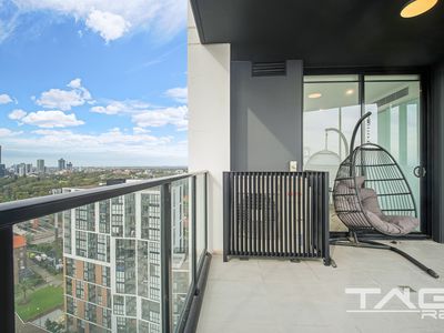 1741 / 9 Maple Tree Road, Westmead
