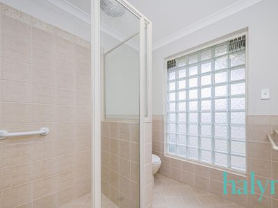 2 Bryne Place, Leeming