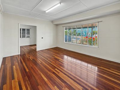 76 Talford St, The Range