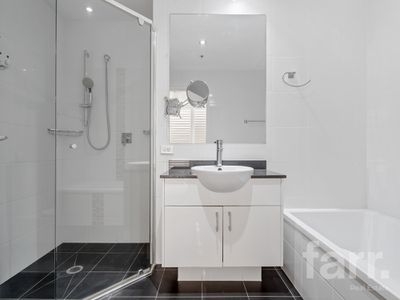 1409 / 2 Aqua Street, Southport