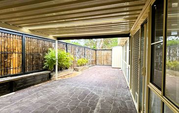 5 Government Road, Summerland Point