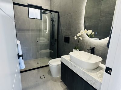 5 Numbat Street , Melonba