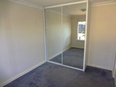 8 Mandala Crescent, Bateman
